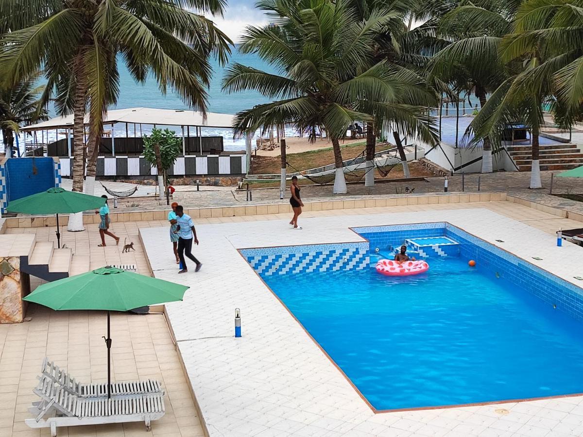 Ellisa Hospitality And Spa Hotel Accra Ngoại thất bức ảnh
