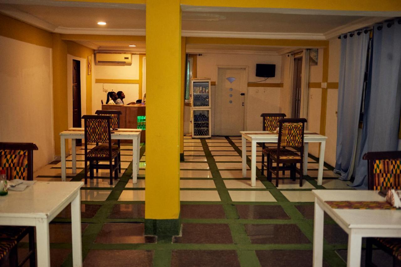 Ellisa Hospitality And Spa Hotel Accra Ngoại thất bức ảnh