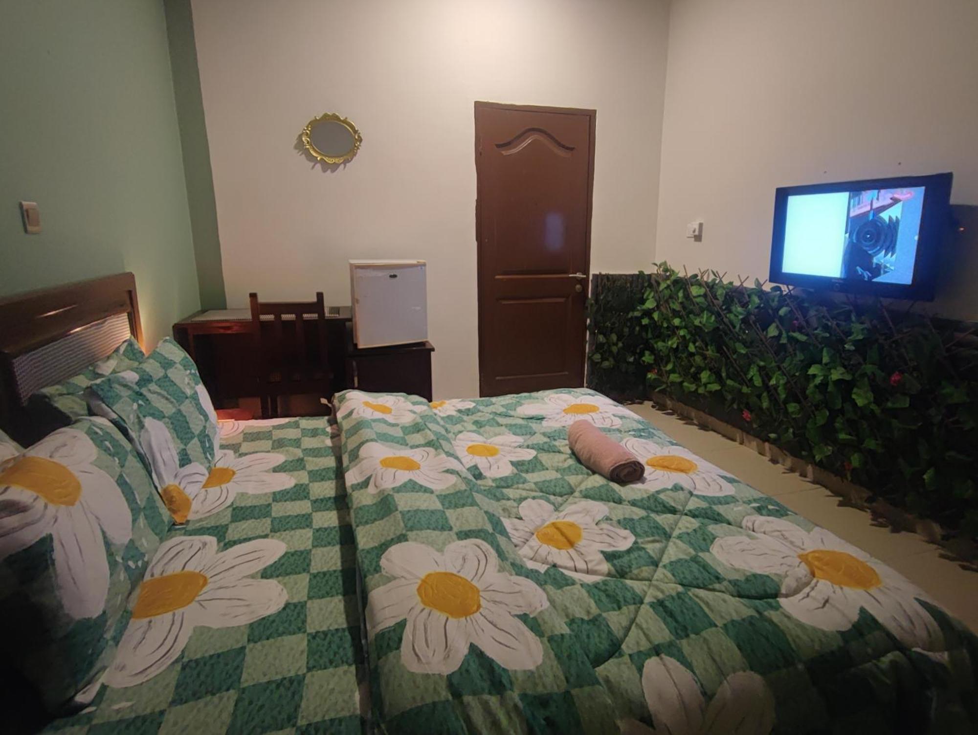 Ellisa Hospitality And Spa Hotel Accra Ngoại thất bức ảnh