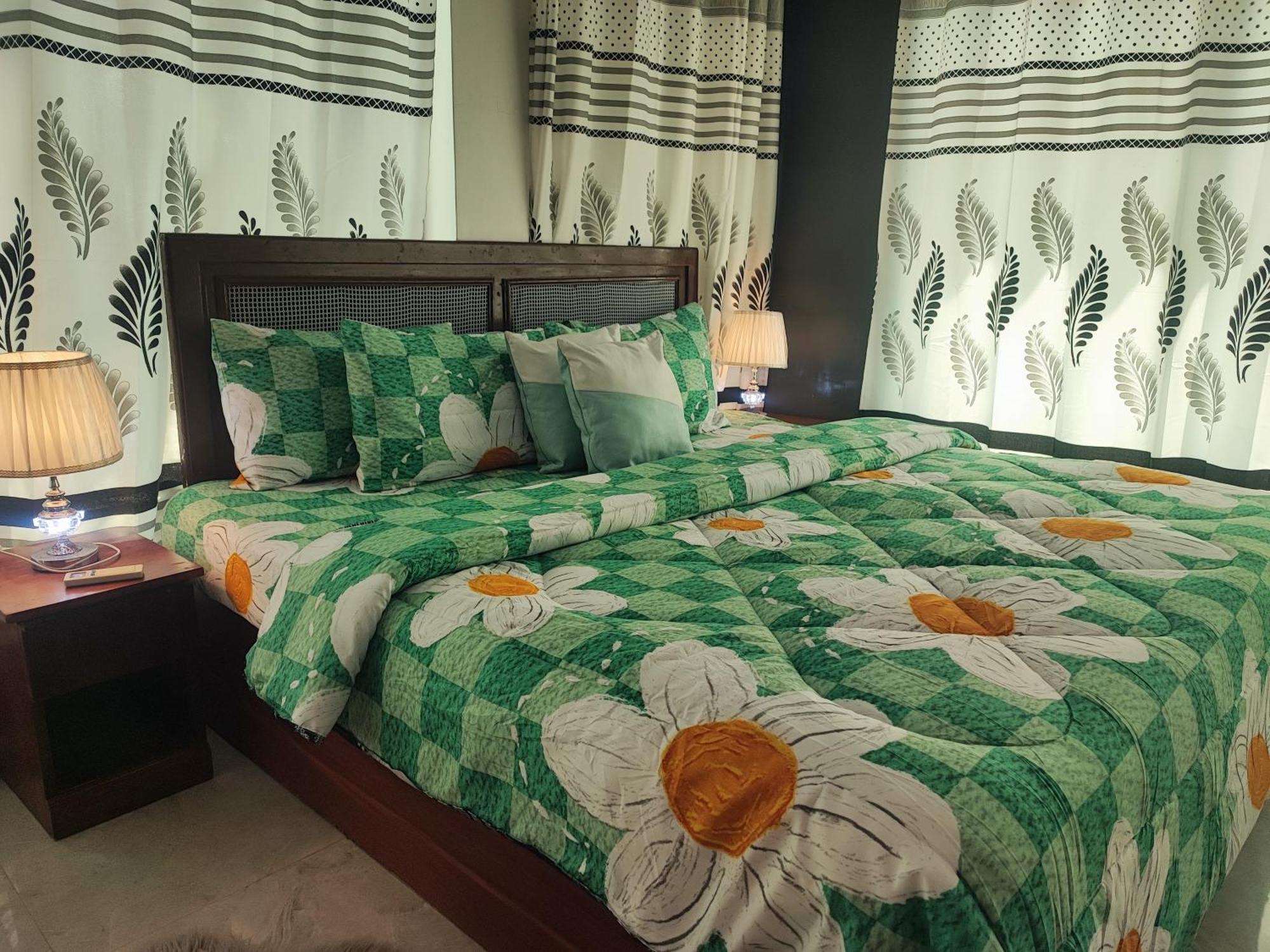 Ellisa Hospitality And Spa Hotel Accra Ngoại thất bức ảnh