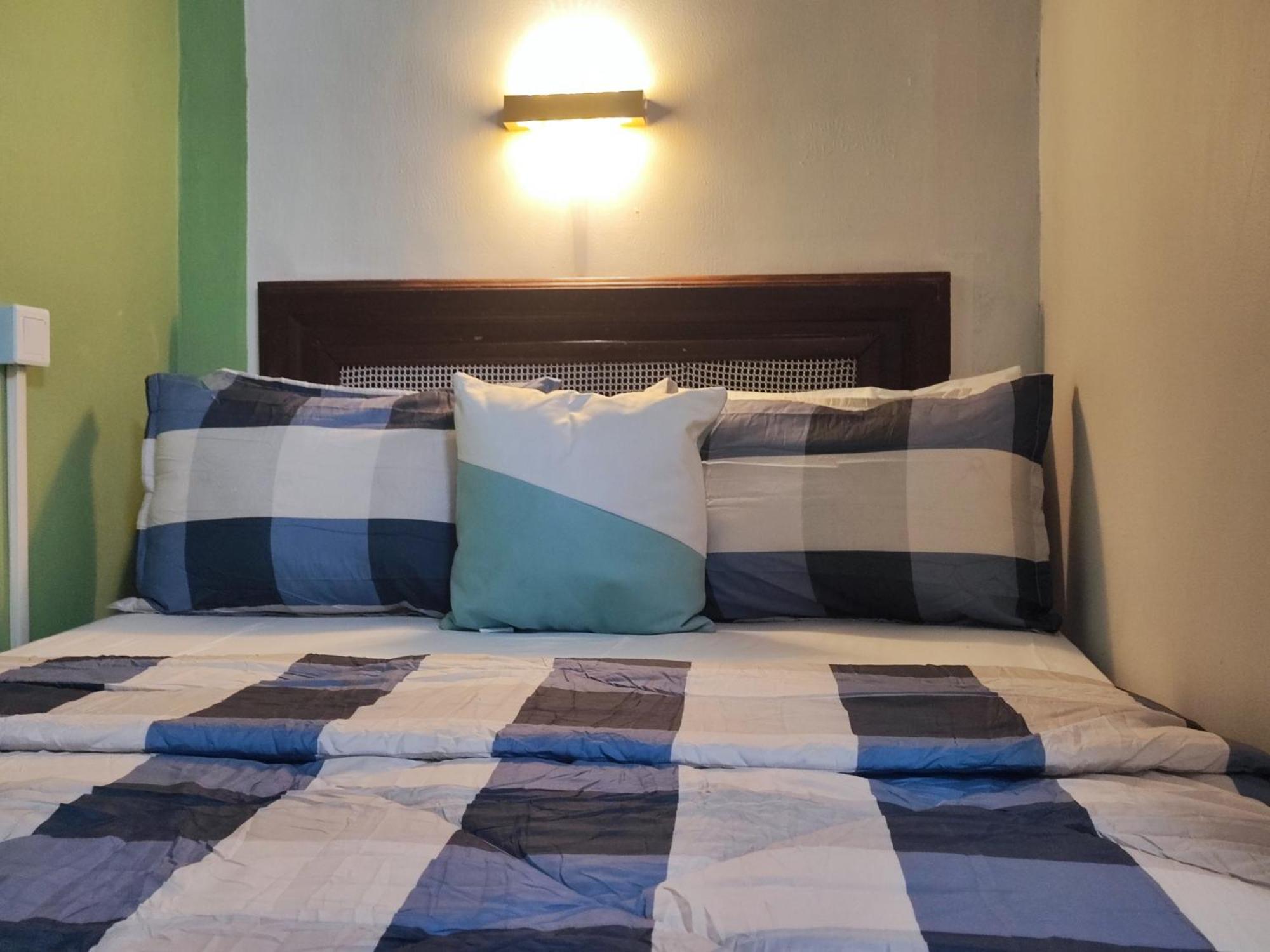 Ellisa Hospitality And Spa Hotel Accra Ngoại thất bức ảnh