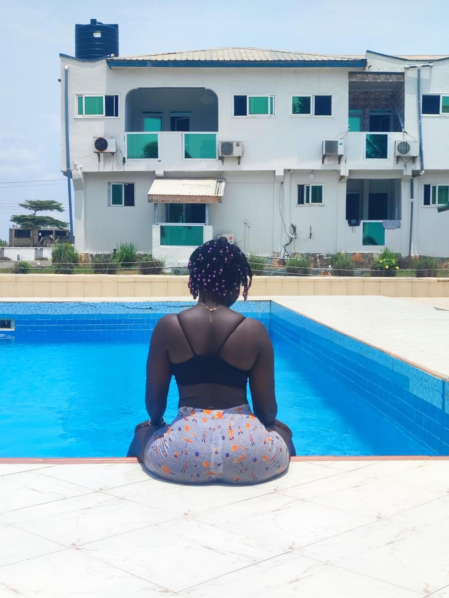 Ellisa Hospitality And Spa Hotel Accra Ngoại thất bức ảnh
